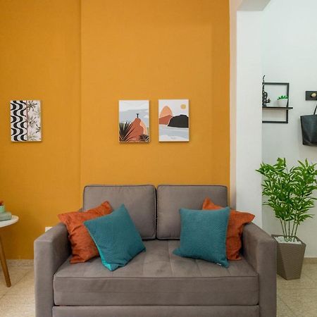 Conforto E Relax, Caminhando Para A Praia De Copacabana, Quarto E Sala, Completo, Com Wi Fi, Cozinha, Ar Condicionado Rio de Janeiro Eksteriør billede