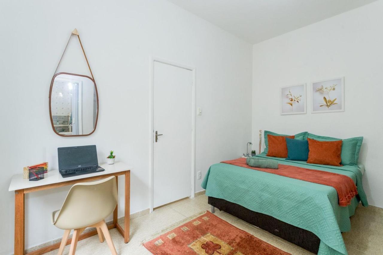 Conforto E Relax, Caminhando Para A Praia De Copacabana, Quarto E Sala, Completo, Com Wi Fi, Cozinha, Ar Condicionado Rio de Janeiro Eksteriør billede